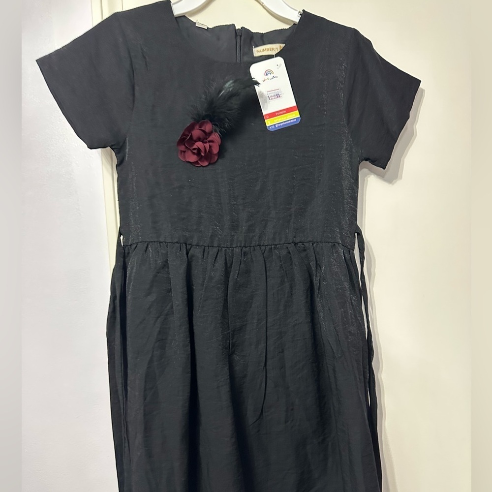 New girls dress . Size 7-8